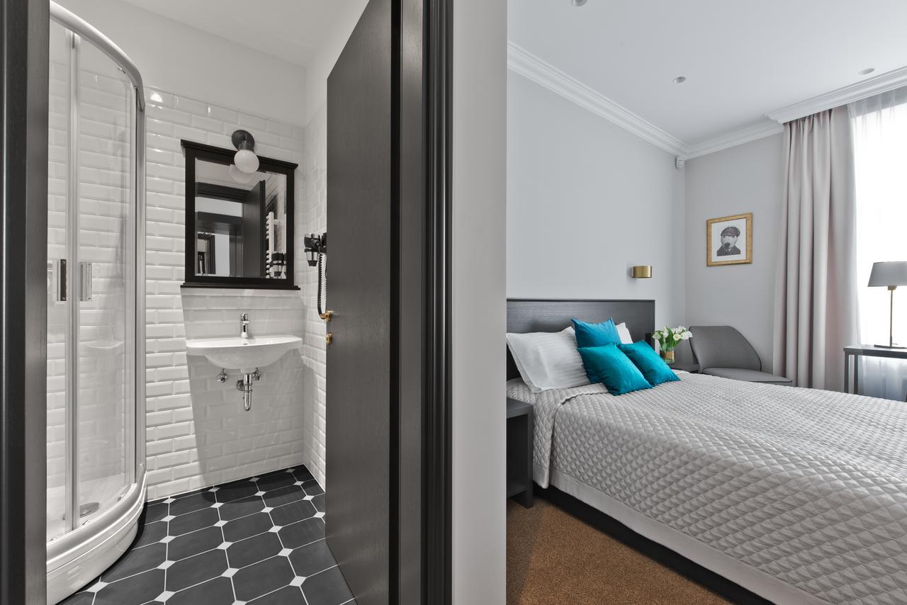 מלון 15th Avenue 3*
